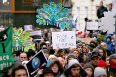 Climate march crowd.JPG